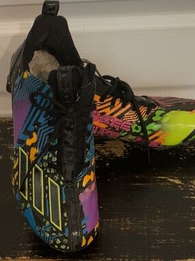 🏈 Adidas  ADIZERO Athletic Cleats - Vibrant Graphic Design sz 7 1/2